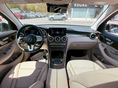 Used 2022 Mercedes-Benz GLC 300 4MATIC image 20