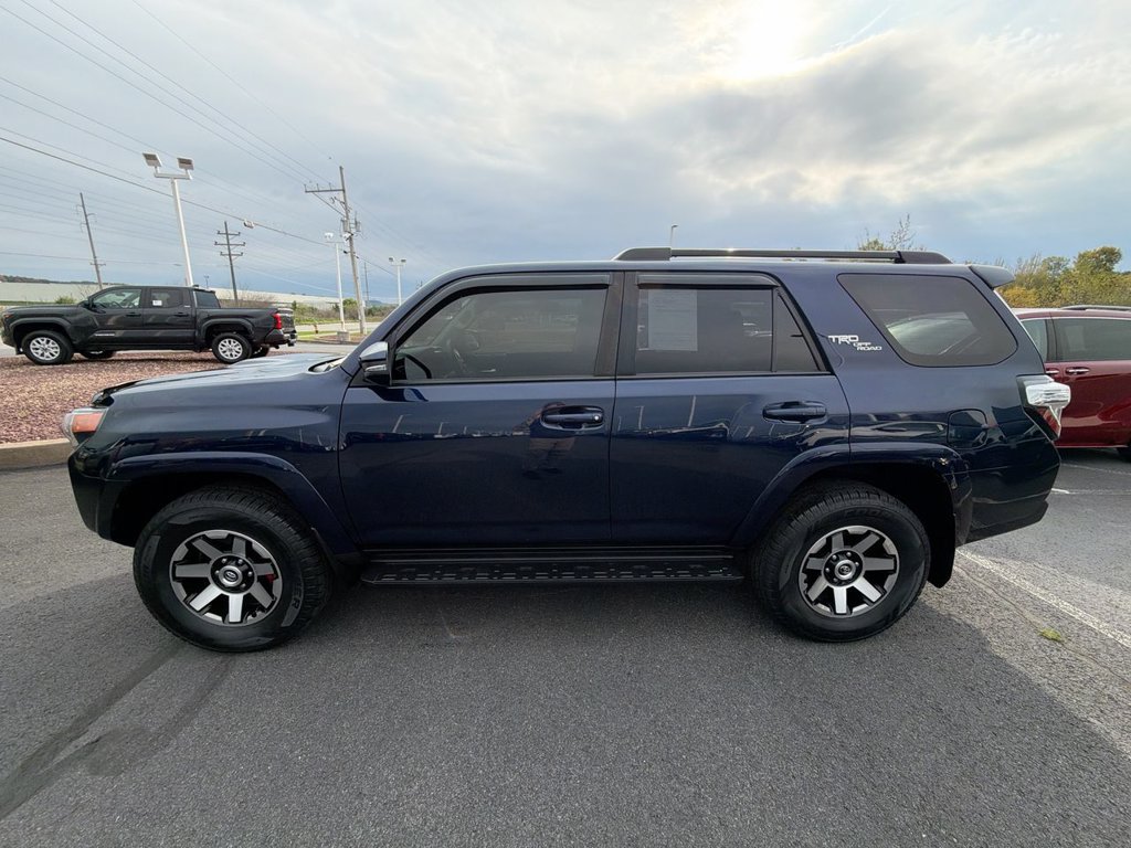 Used 2019 Toyota 4Runner TRD Off-Road Premium AWD/4WD image 5