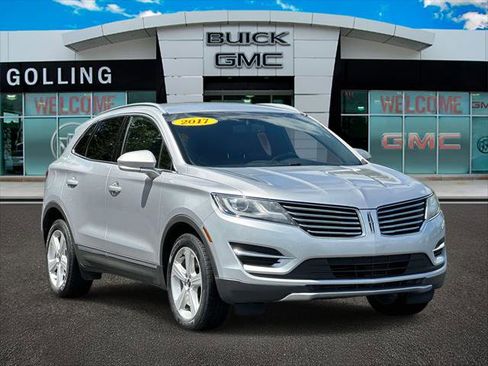 Used 2017 Lincoln MKC Premiere AWD/4WD image 1