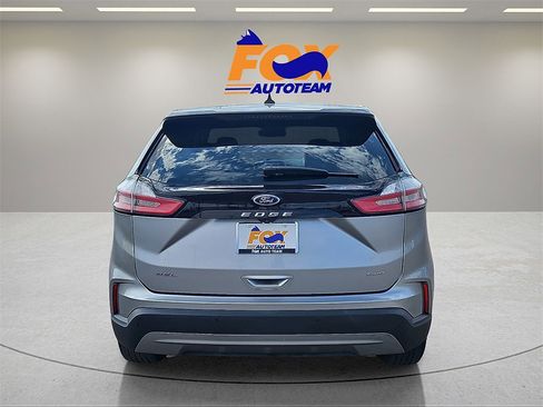 Used 2021 Ford Edge SEL image 4