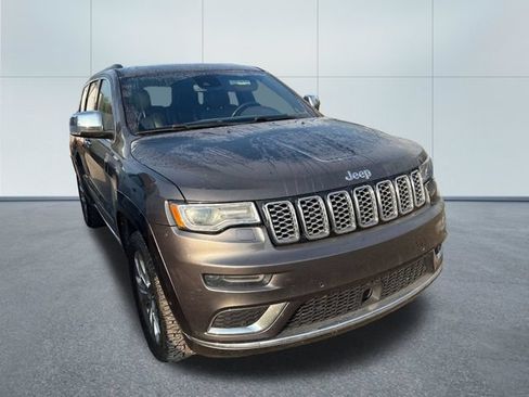 Used 2019 Jeep Grand Cherokee Summit w/ Skid Plate Group AWD/4WD image 5