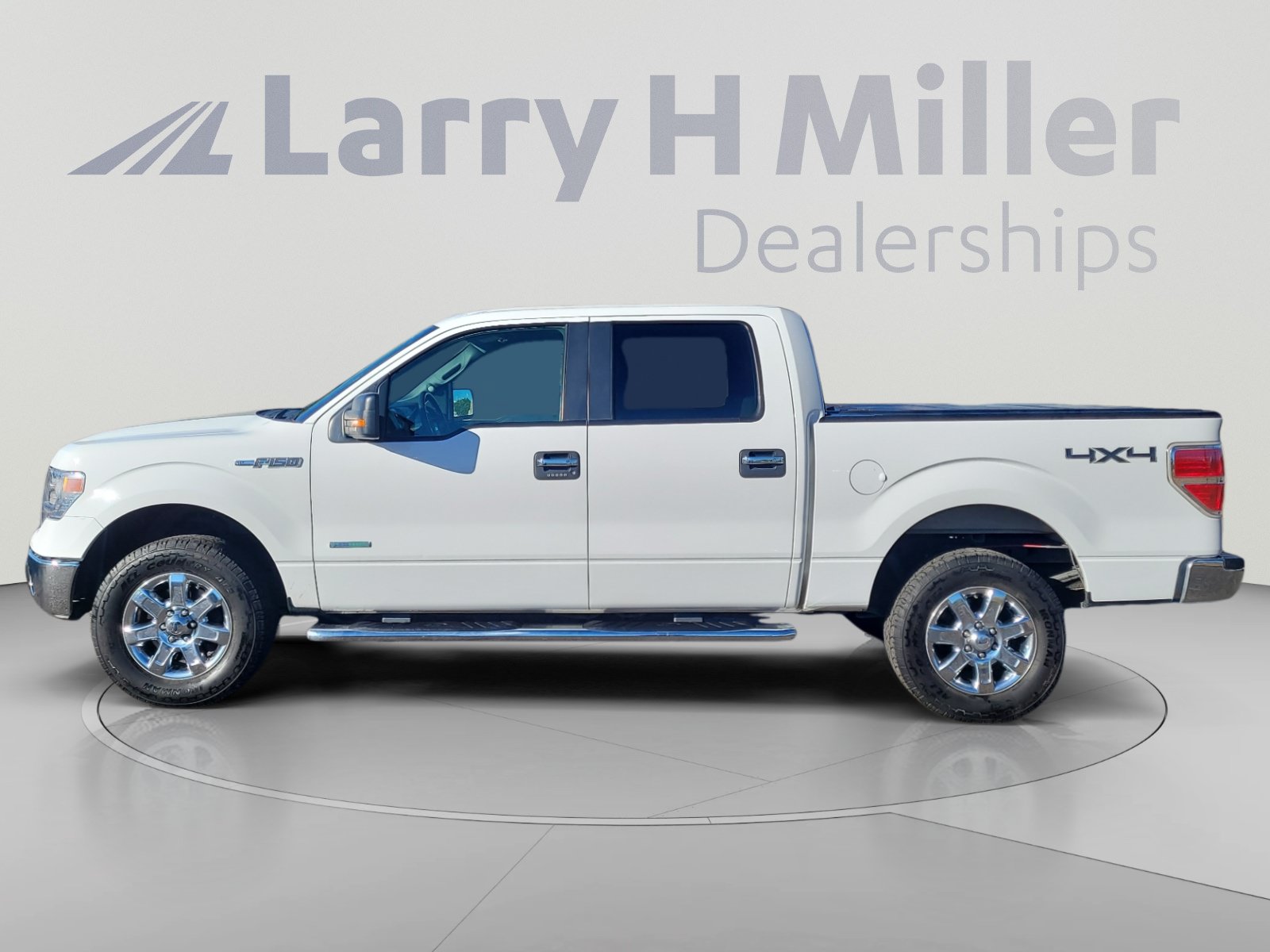 Used 2014 Ford F150 XLT w/ Equipment Group 302A Luxury AWD/4WD image 2
