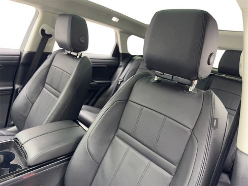 Used 2023 Land Rover Range Rover Evoque SE image 27