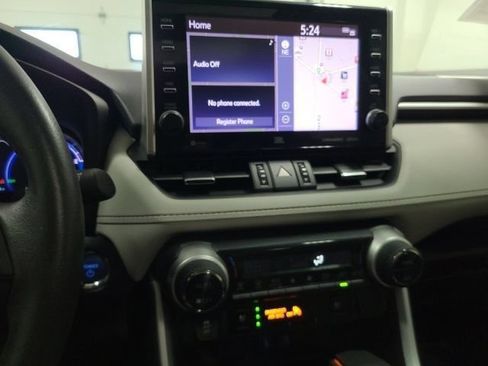 Certified 2022 Toyota RAV4 Limited AWD/4WD image 31