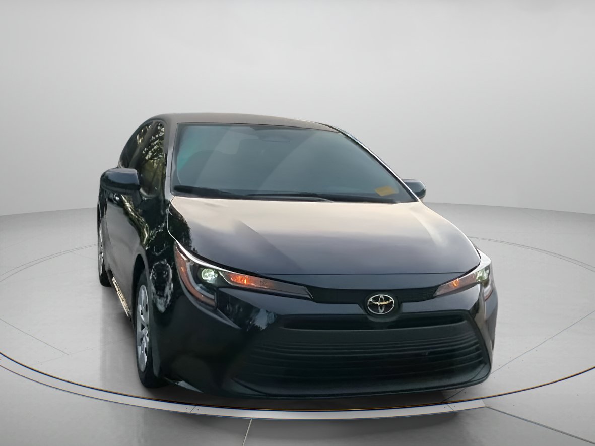 Used 2024 Toyota Corolla LE FWD image 5