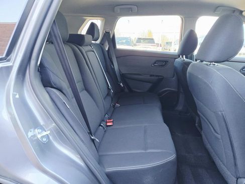 Used 2023 Nissan Rogue S image 14