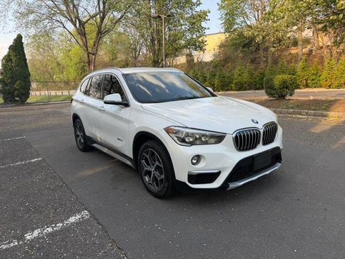 Used 2016 BMW X1 xDrive28i image 2