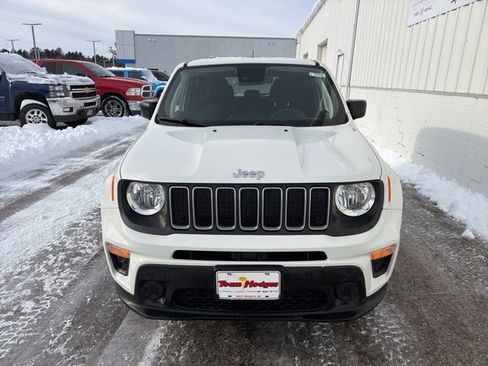 Used 2023 Jeep Renegade Latitude image 8