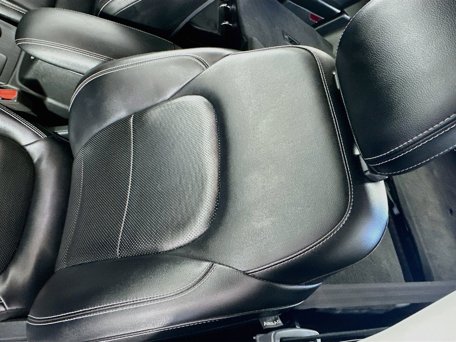 Used 2022 Ford Escape SEL FWD image 19