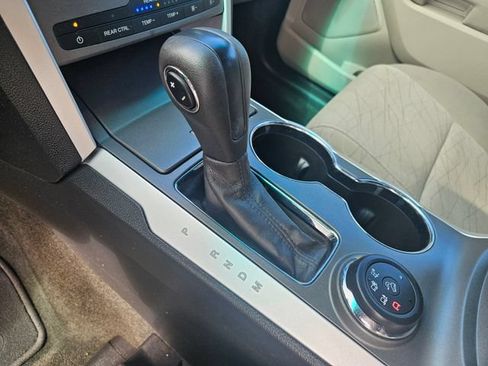 Used 2015 Ford Explorer 4WD image 23