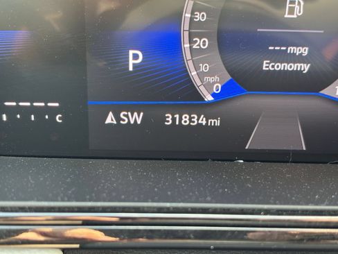 Used 2025 Volkswagen Taos S FWD image 9