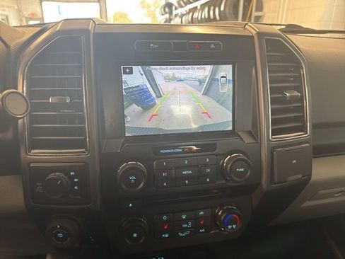 Used 2018 Ford F150 XLT w/ Equipment Group 302A Luxury image 10