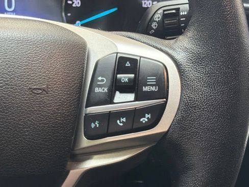 Used 2021 Ford Explorer XLT AWD/4WD image 21