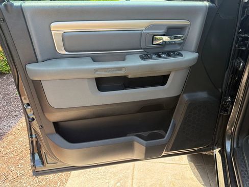 Used 2019 RAM 1500 Big Horn AWD/4WD image 23