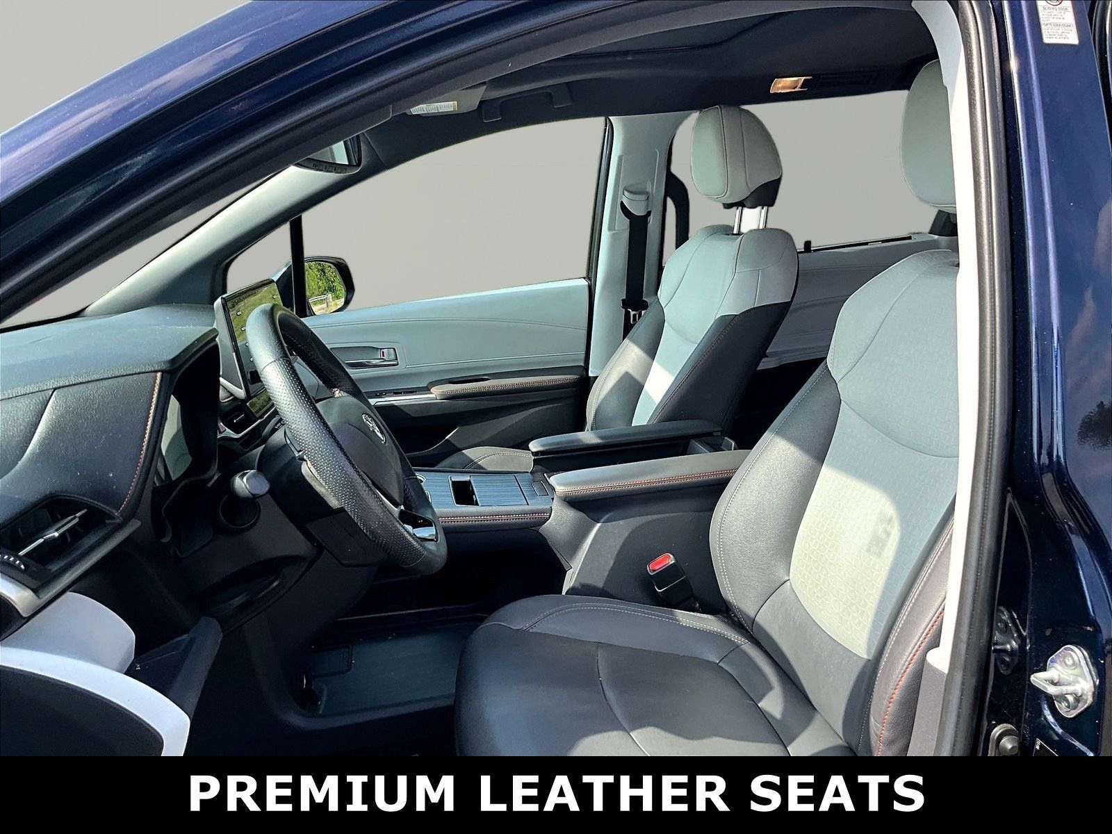 Used 2023 Toyota Sienna XSE FWD image 2