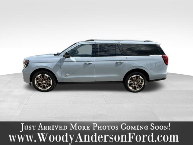 Used 2026 Ford Expedition Max King Ranch AWD/4WD image 3