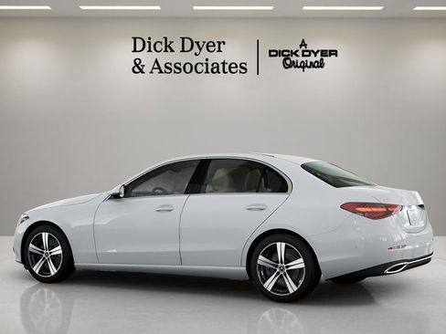 Used 2025 Mercedes-Benz C 300 Sedan image 20