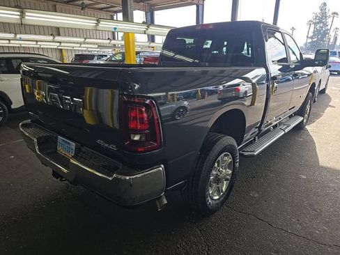 Used 2026 RAM 2500 Big Horn AWD/4WD image 3