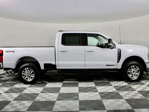 Used 2024 Ford F250 Lariat image 10
