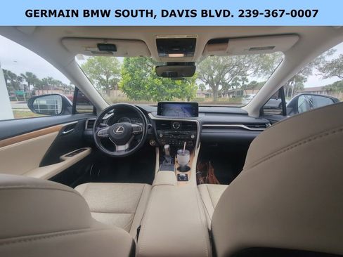 Used 2022 Lexus RX 350L Premium w/ Premium Package image 28