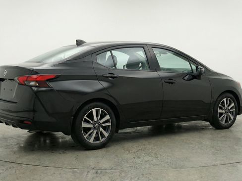 Used 2025 Nissan Versa SV FWD image 9