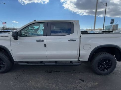 New 2026 Chevrolet Silverado 1500 ZR2 w/ Dark Appearance Package AWD/4WD image 7