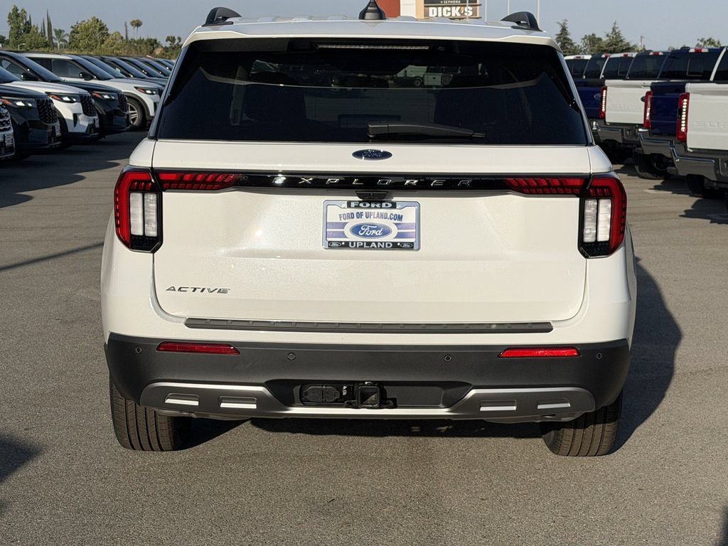 New 2026 Ford Explorer Active w/ Active Comfort Package RWD image 6