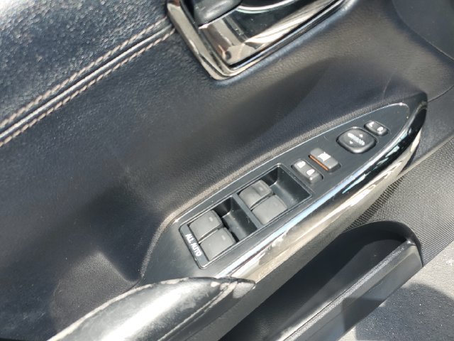 Used 2015 Toyota Avalon XLE FWD image 21