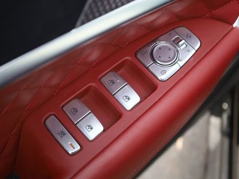 Used 2023 Genesis G70 3.3T w/ Sport Prestige Package image 13