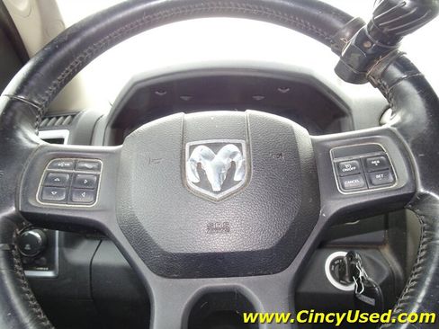 Used 2013 RAM 3500 Big Horn AWD/4WD image 17