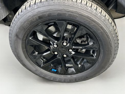 Used 2023 Jeep Wrangler Sahara w/ Cold Weather Group image 11