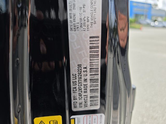 Used 2026 Jeep Wrangler Unlimited Rubicon AWD/4WD image 42