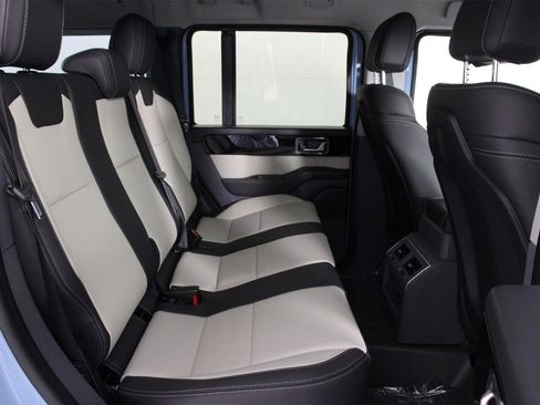 New 2025 INEOS Grenadier Fieldmaster Edition image 13