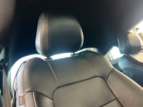 Used 2021 Ford Mustang GT Premium w/ Black Accent Package RWD image 18
