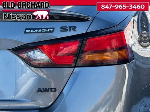 Used 2022 Nissan Altima 2.5 SR w/ Midnight Edition Package image 9