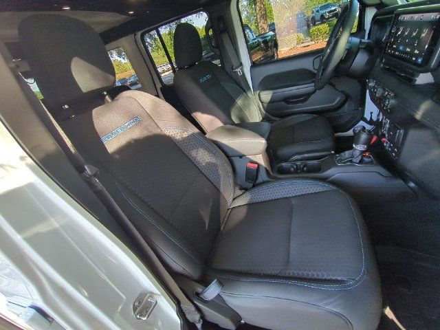 Used 2024 Jeep Wrangler Unlimited Rubicon 4xe w/ Capability Package AWD/4WD image 34