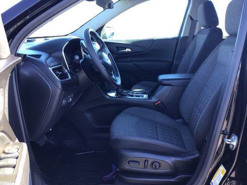 Used 2024 Chevrolet Equinox LT w/ LPO, Floor Liner Package FWD image 9