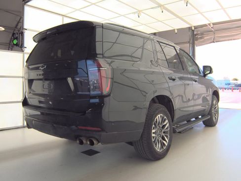 Used 2025 Chevrolet Tahoe Z71 AWD/4WD image 4