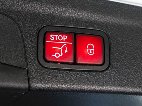 Certified 2024 Mercedes-Benz GLE 350 4MATIC image 33