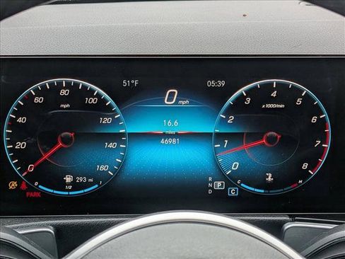 Certified 2022 Mercedes-Benz GLB 250 4MATIC image 11