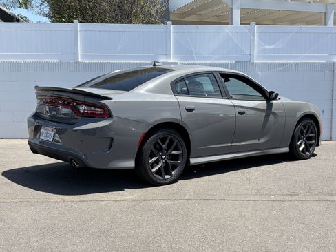 Used 2019 Dodge Charger GT w/ Blacktop Package RWD image 3