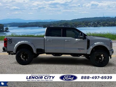 New 2026 Ford F250 Lariat w/ Black Appearance Package AWD/4WD image 2