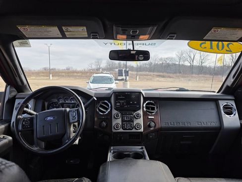 Used 2015 Ford F350 Lariat image 30