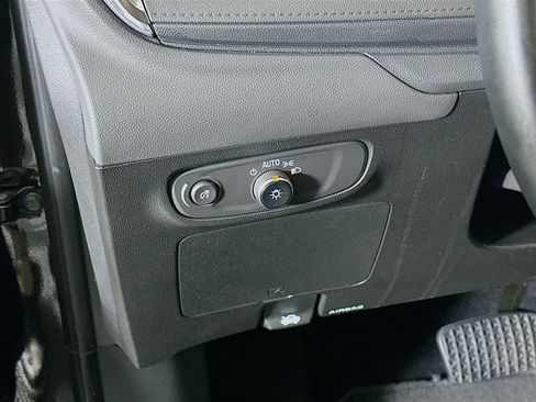 Used 2025 Buick Encore GX Preferred image 17