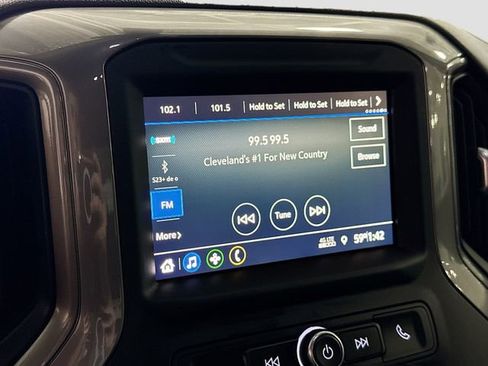 Used 2020 Chevrolet Silverado 1500 Custom w/ Custom Value Package image 16