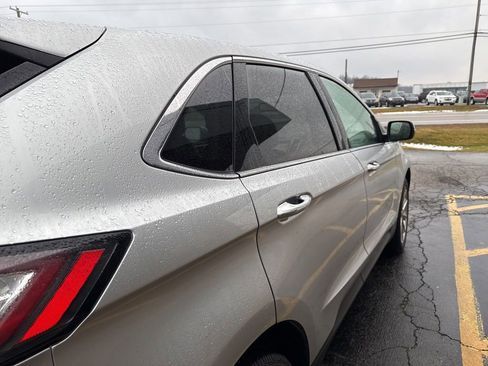 Used 2017 Ford Edge Titanium w/ Equipment Group 301A image 17