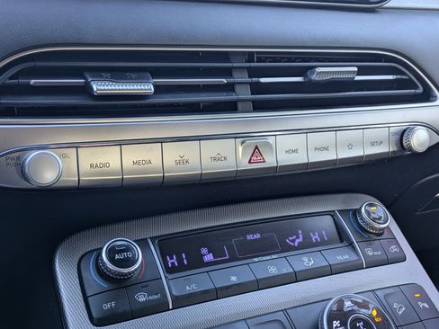 Used 2020 Hyundai Palisade SEL w/ Premium Package image 19