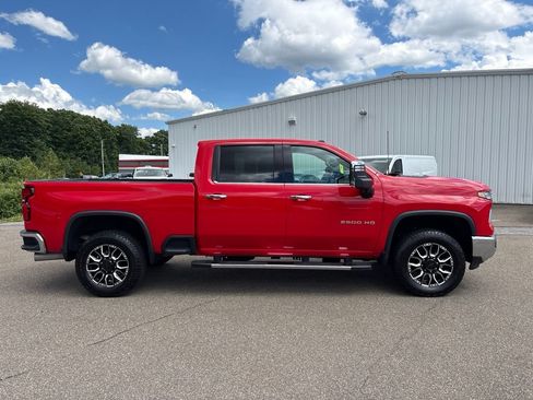 Used 2024 Chevrolet Silverado 2500 LTZ AWD/4WD image 8