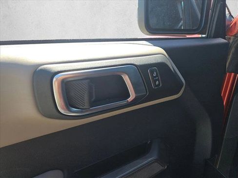 Used 2022 Ford Bronco Wildtrak AWD/4WD image 13