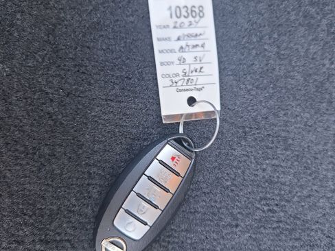 Used 2024 Nissan Altima 2.5 SV FWD image 21
